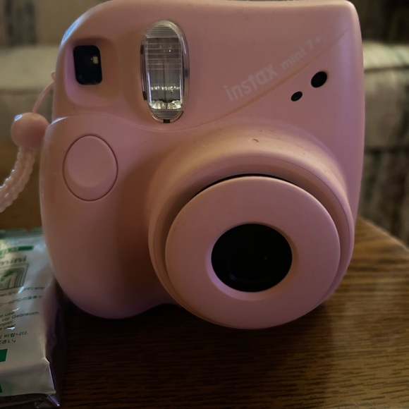 Pink instamax mini 7 with 3 packs of film never opened - Picture 3 of 4